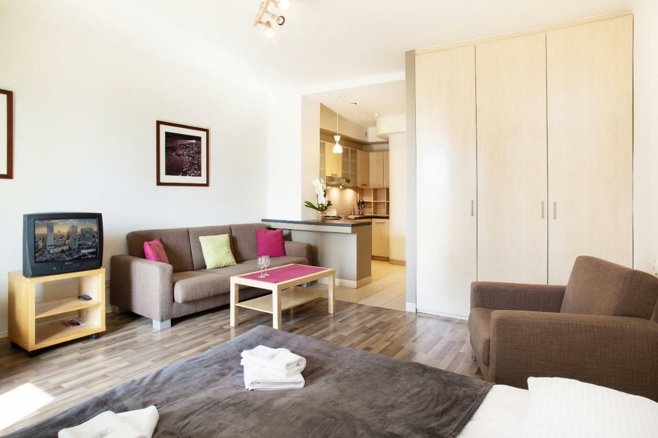 Apartment Downtown Swietokrzyska By Renters *