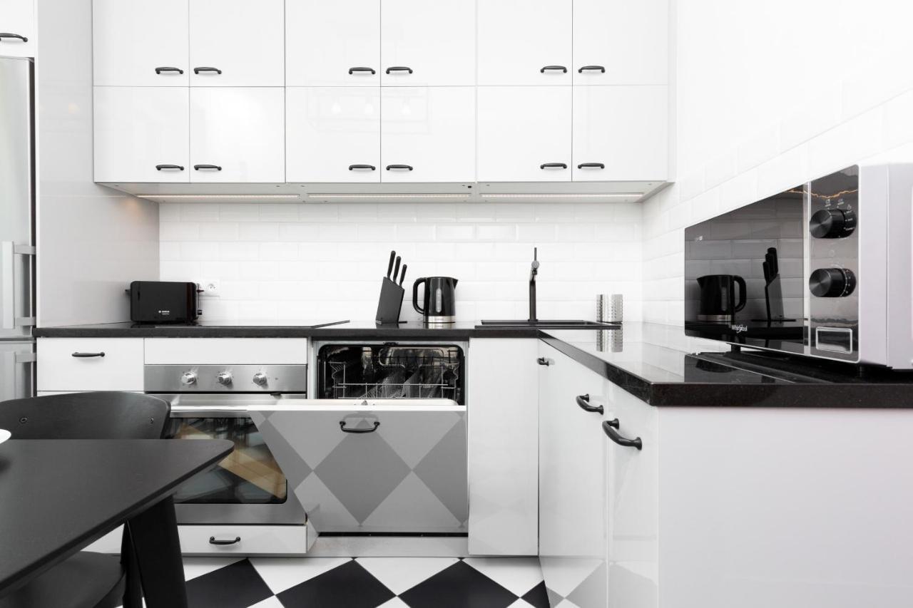 Downtown Swietokrzyska By Renters *